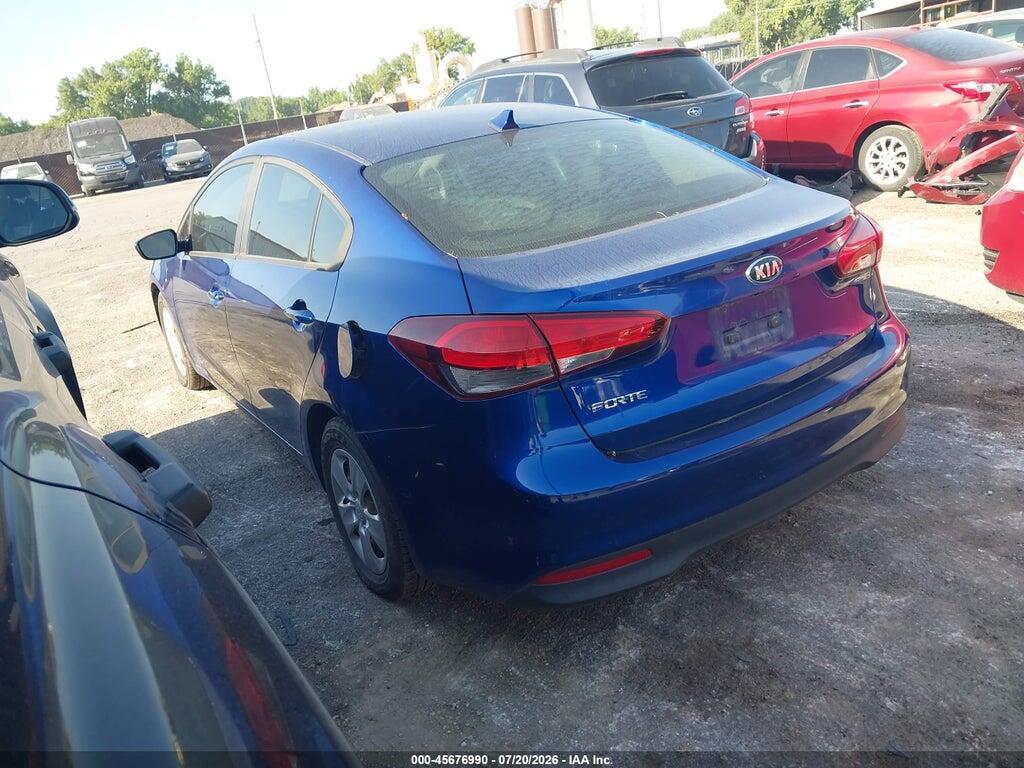 3KPFL4A73HE117076 2017 KIA FORTE photo no. 3