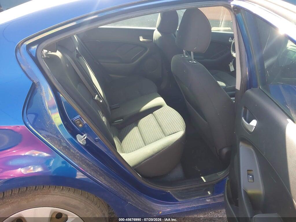 3KPFL4A73HE117076 2017 KIA FORTE photo no. 8