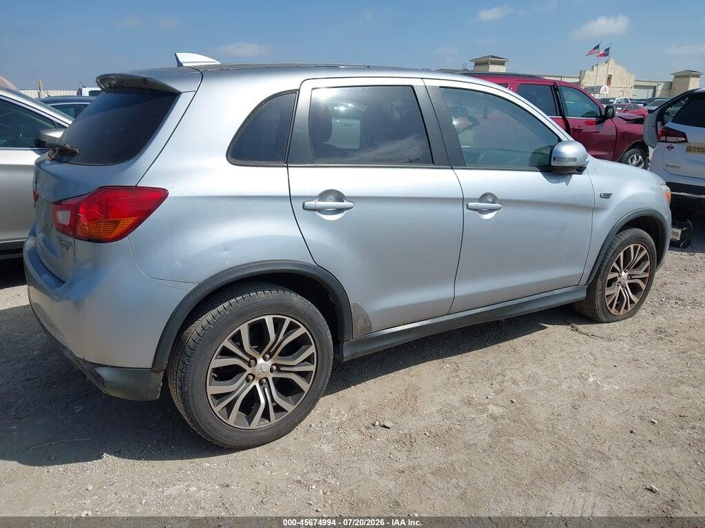 JA4AP3AU0HZ014078 2017 MITSUBISHI OUTLANDER SPORT photo no. 4