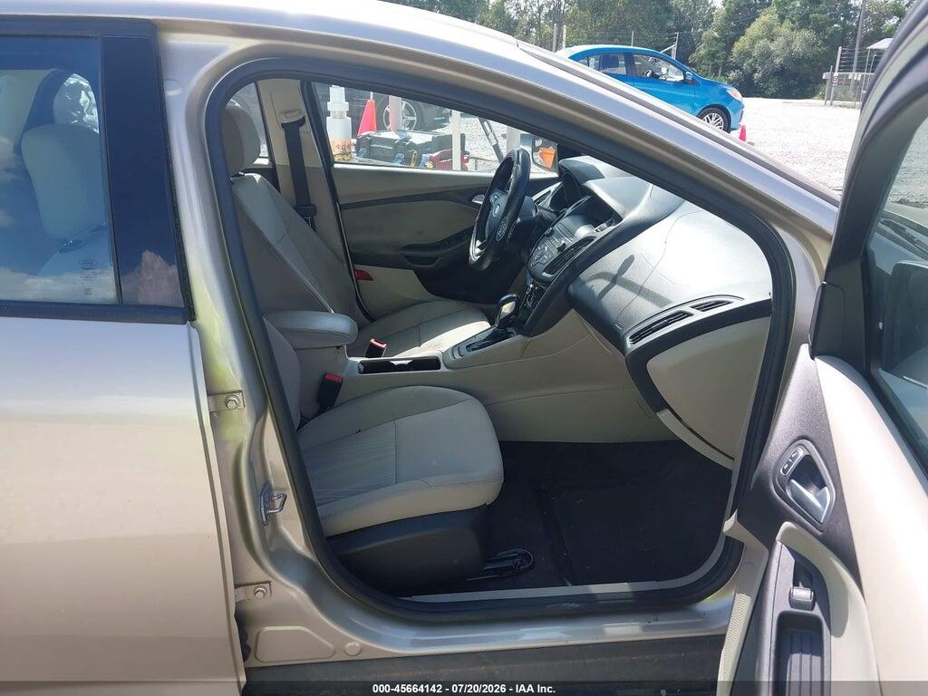 1FADP3FE7JL284993 2018 FORD FOCUS photo no. 5