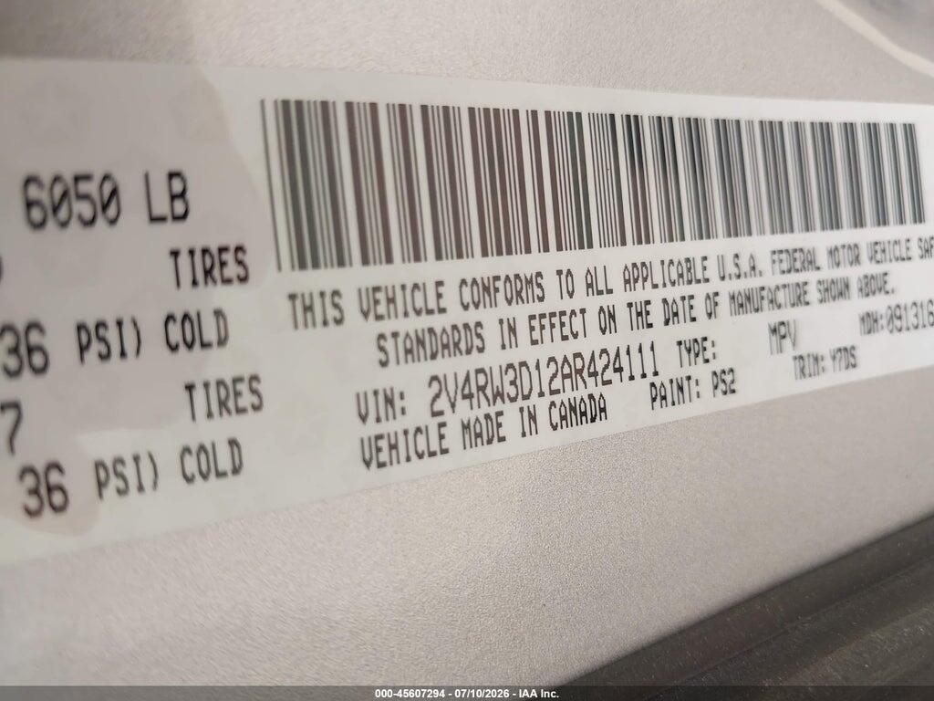 2V4RW3D12AR424111 2010 VOLKSWAGEN ROUTAN photo no. 9