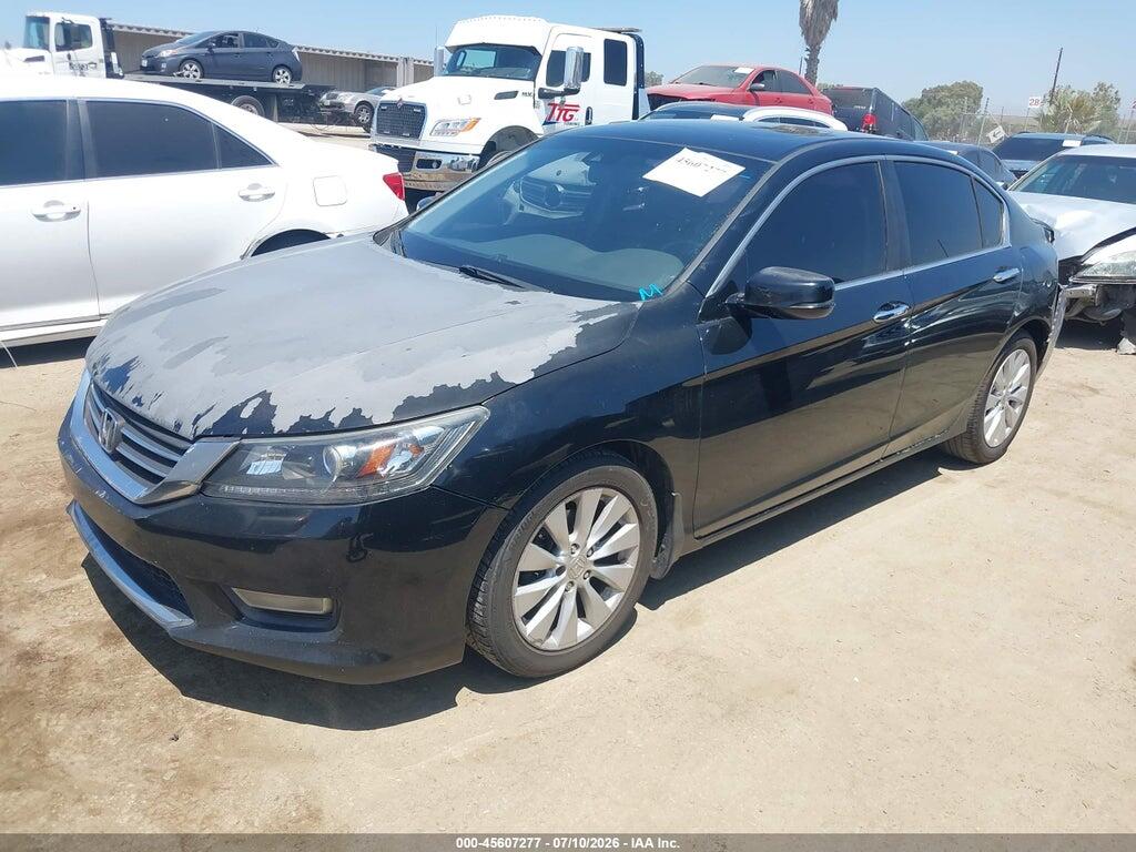 1HGCR2F87DA157716 2013 HONDA ACCORD photo no. 2
