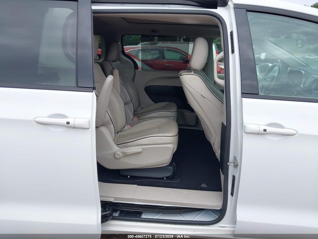 2C4RC1N76JR356972 2018 CHRYSLER PACIFICA HYBRID photo no. 8