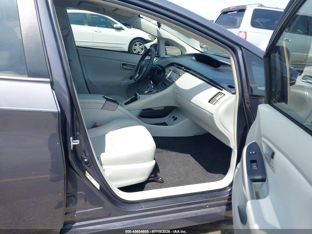 JTDKN3DU7F1907744 2015 TOYOTA PRIUS photo no. 5