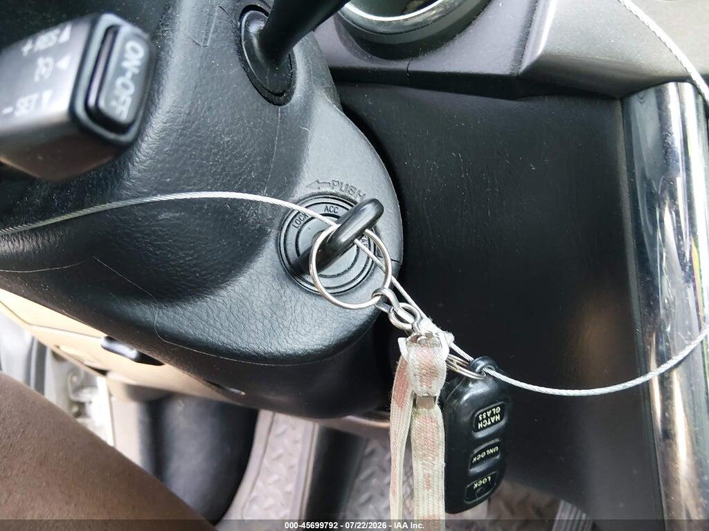 2T1KR32E56C577887 2006 TOYOTA MATRIX photo no. 11