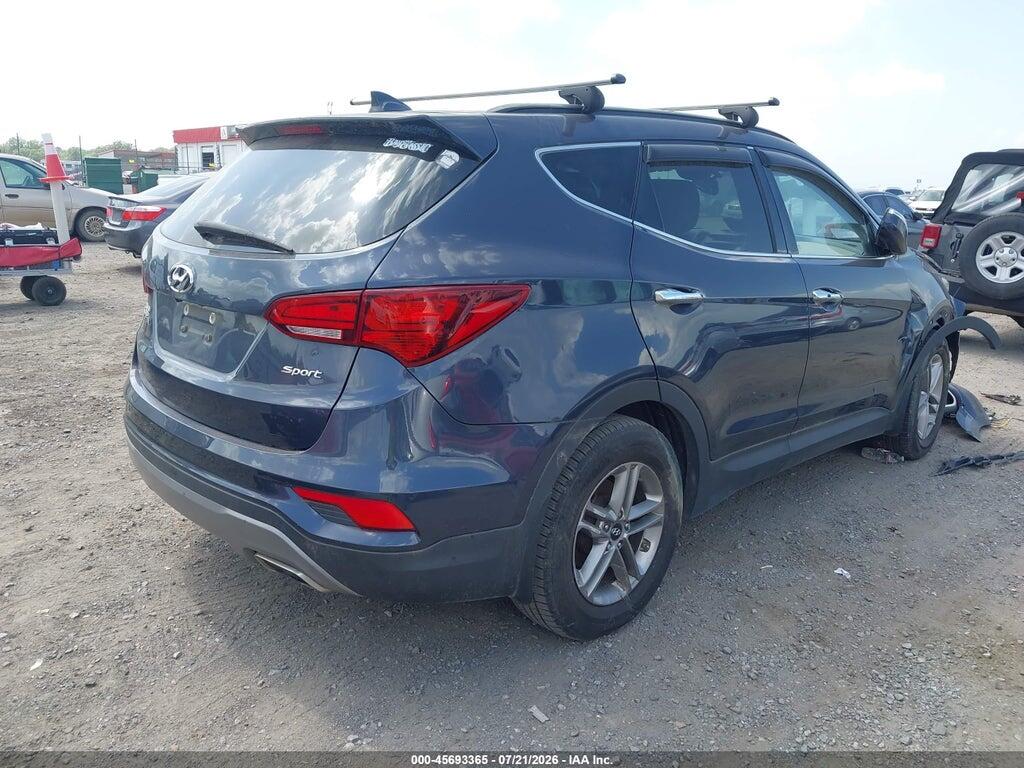5NMZU3LB0HH027978 2017 HYUNDAI SANTA FE SPORT photo no. 4