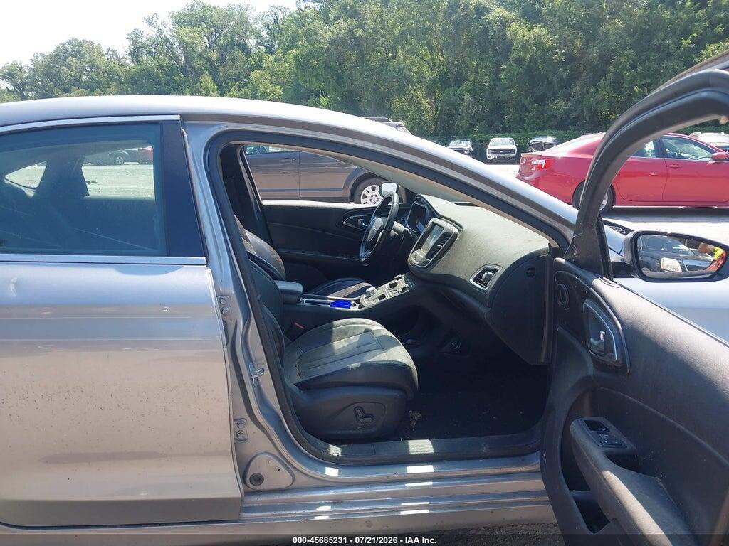 1C3CCCCB4FN530121 2015 CHRYSLER 200 photo no. 5