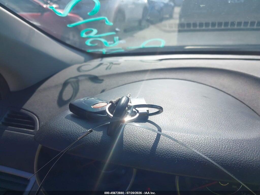 5NPDH4AE0GH742925 2016 HYUNDAI ELANTRA photo no. 11