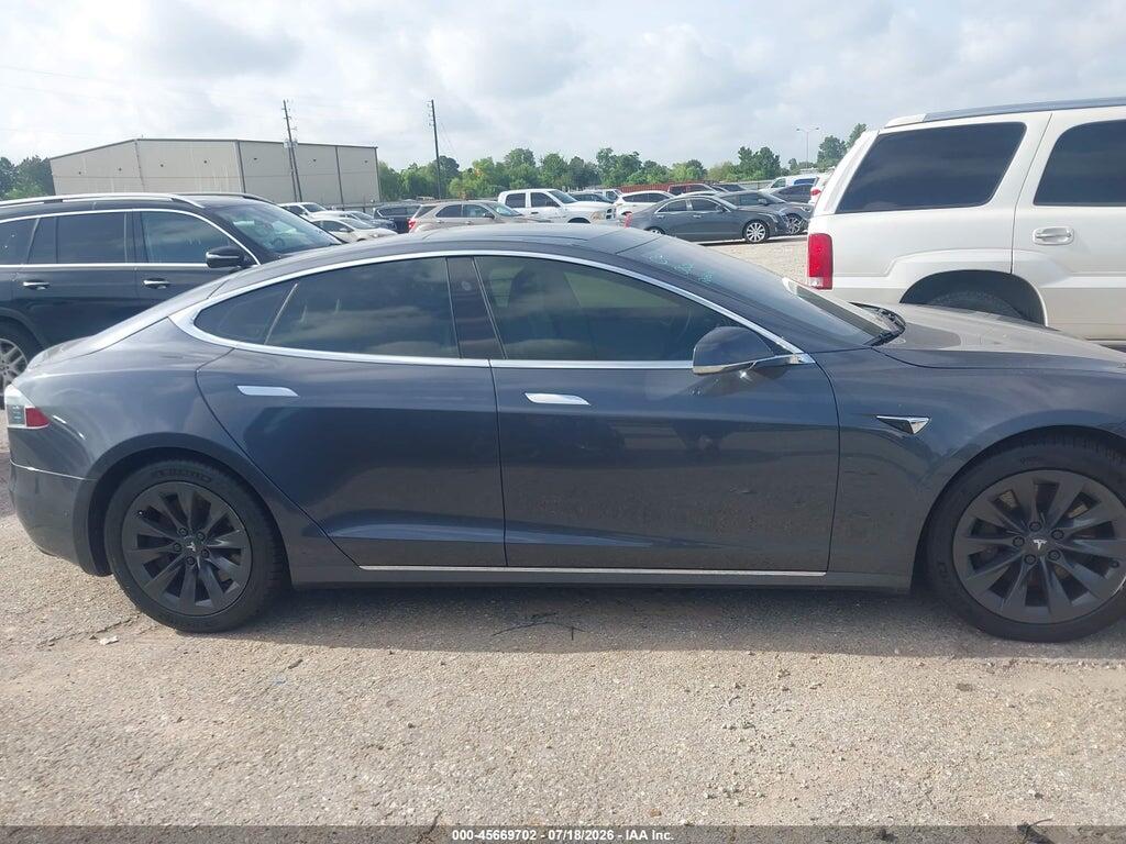 5YJSA1E29JF245288 2018 TESLA MODEL S photo no. 12