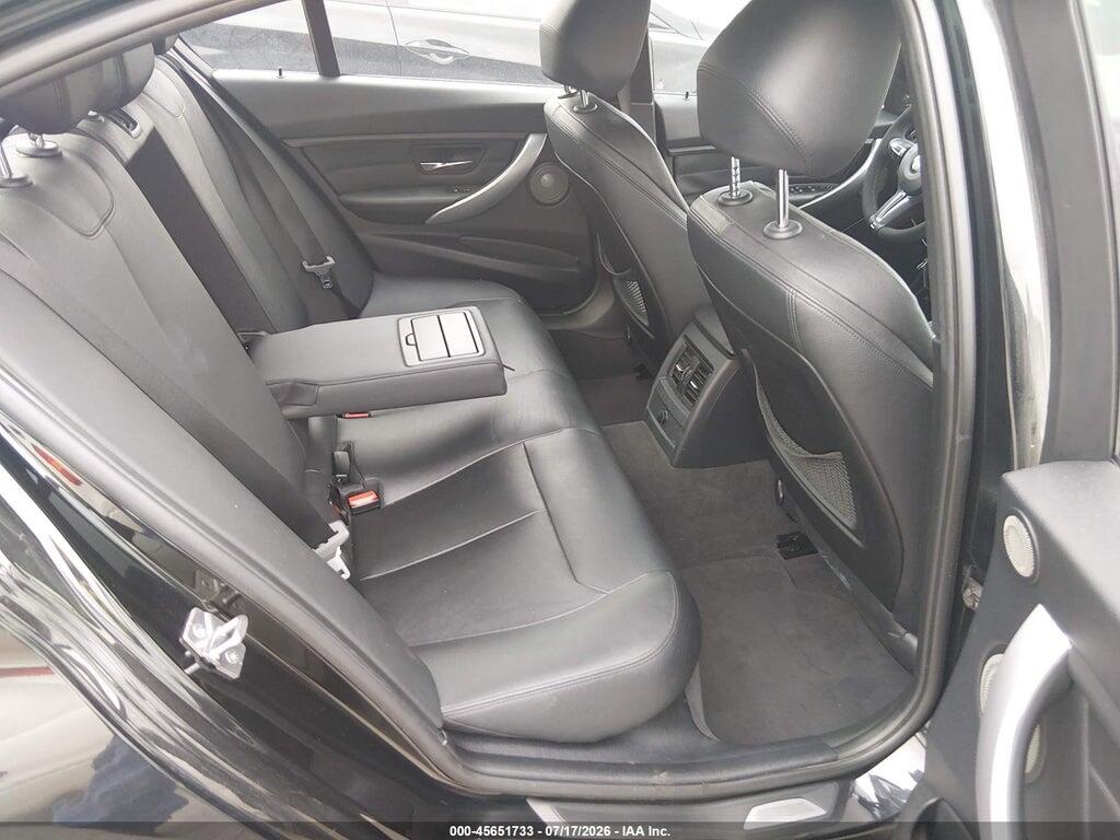 WBA3A9C59DF477144 2013 BMW 335I photo no. 8