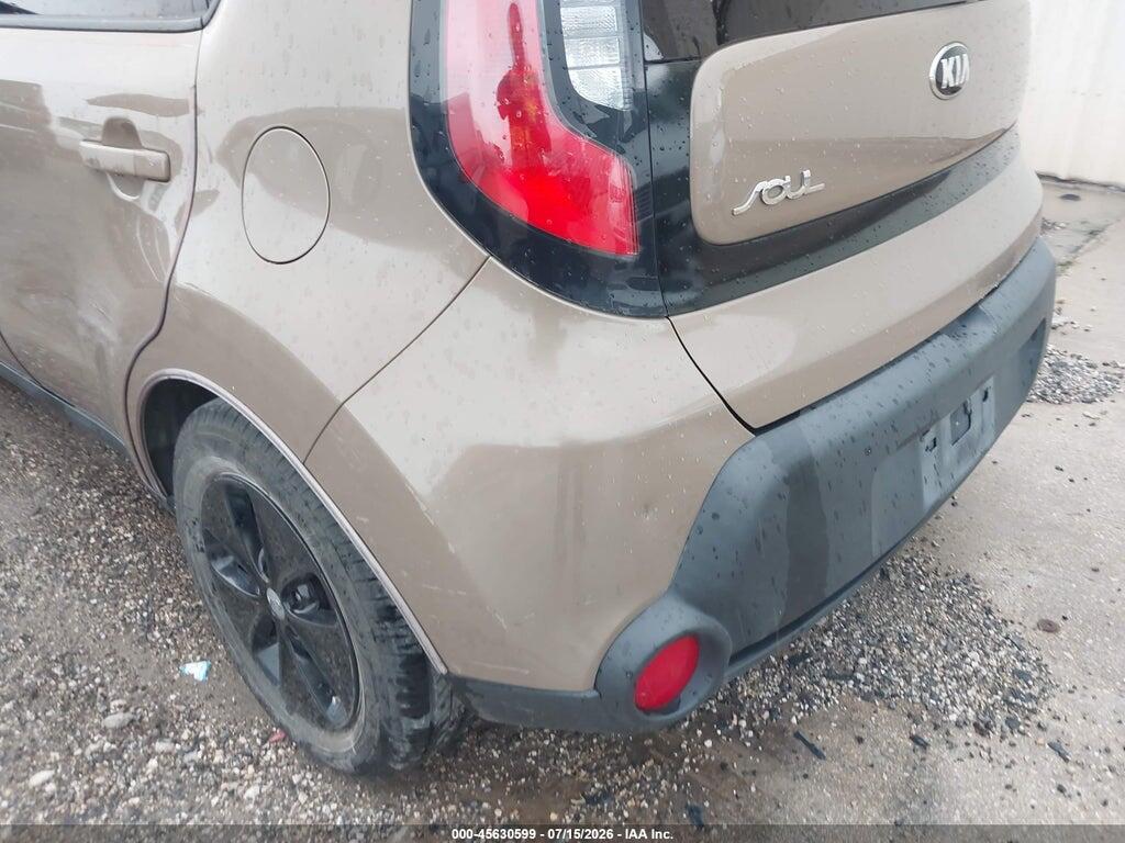 KNDJN2A29G7307802 2016 KIA SOUL photo no. 11