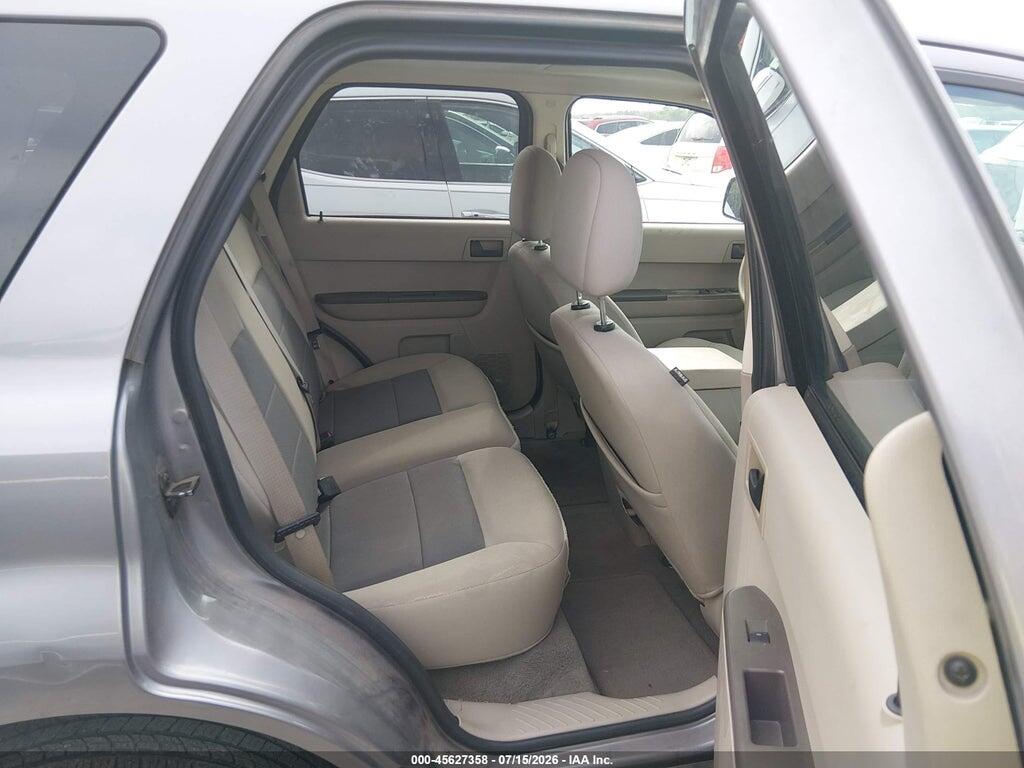 1FMCU03168KD67230 2008 FORD ESCAPE photo no. 8