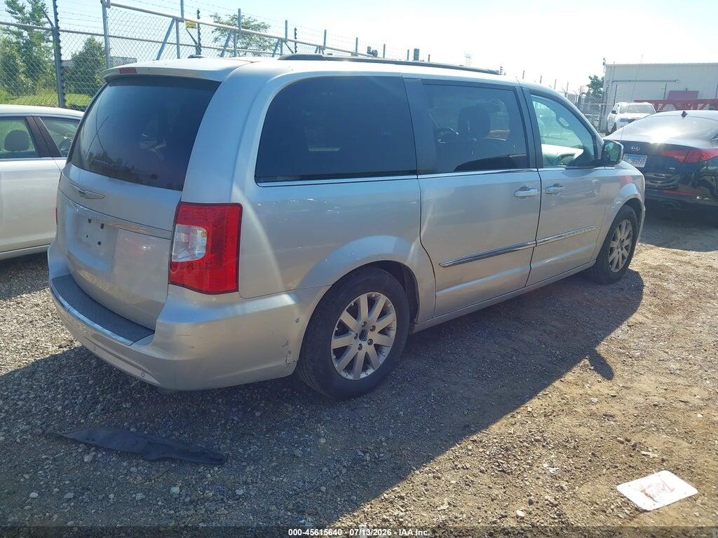 2A4RR8DG6BR682131 2011 CHRYSLER TOWN & COUNTRY photo no. 4