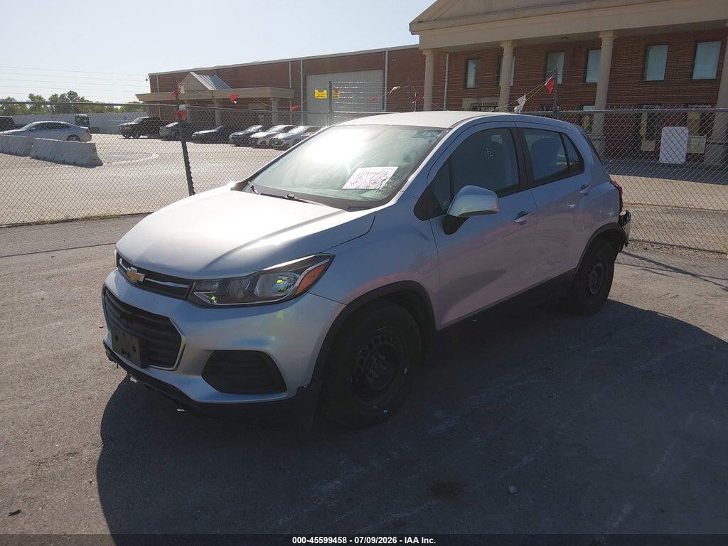 3GNCJKSB1JL217928 2018 CHEVROLET TRAX photo no. 2