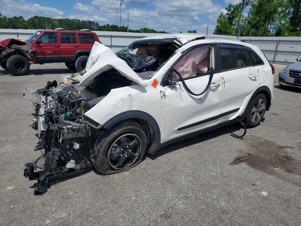 KNDCC3LC1J5110569 2018 KIA NIRO photo no. 1