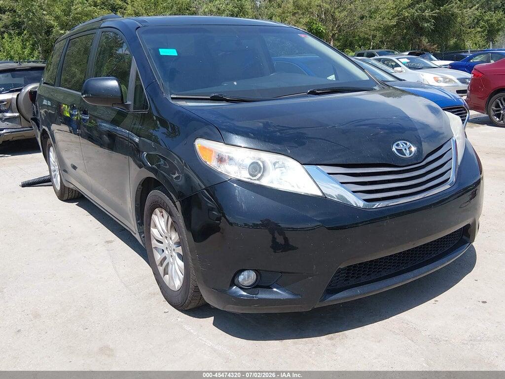 5TDYK3DC3FS538264 2015 TOYOTA SIENNA photo no. 1