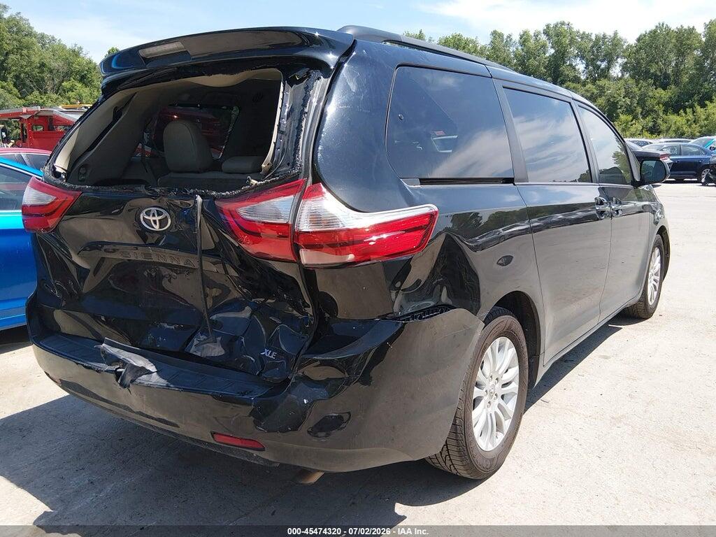 5TDYK3DC3FS538264 2015 TOYOTA SIENNA photo no. 4