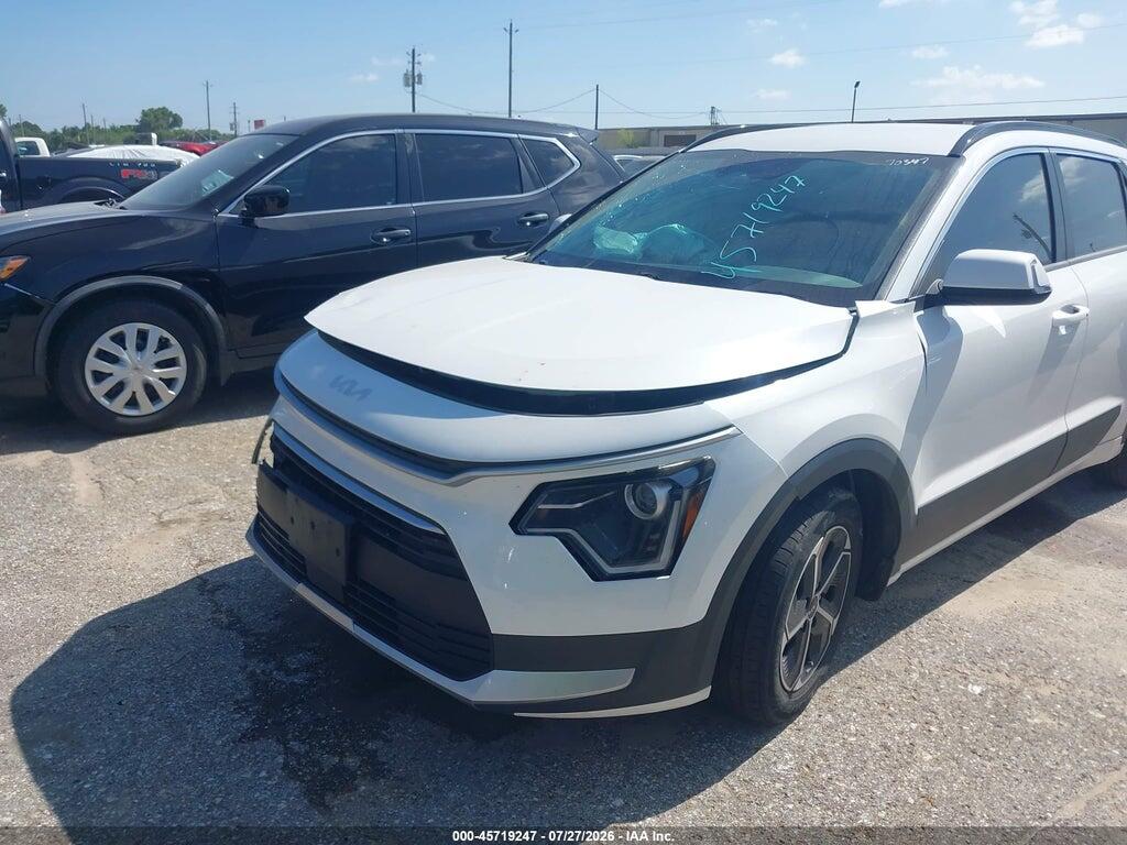 KNDCR3LEXP5047108 2023 KIA NIRO photo no. 2