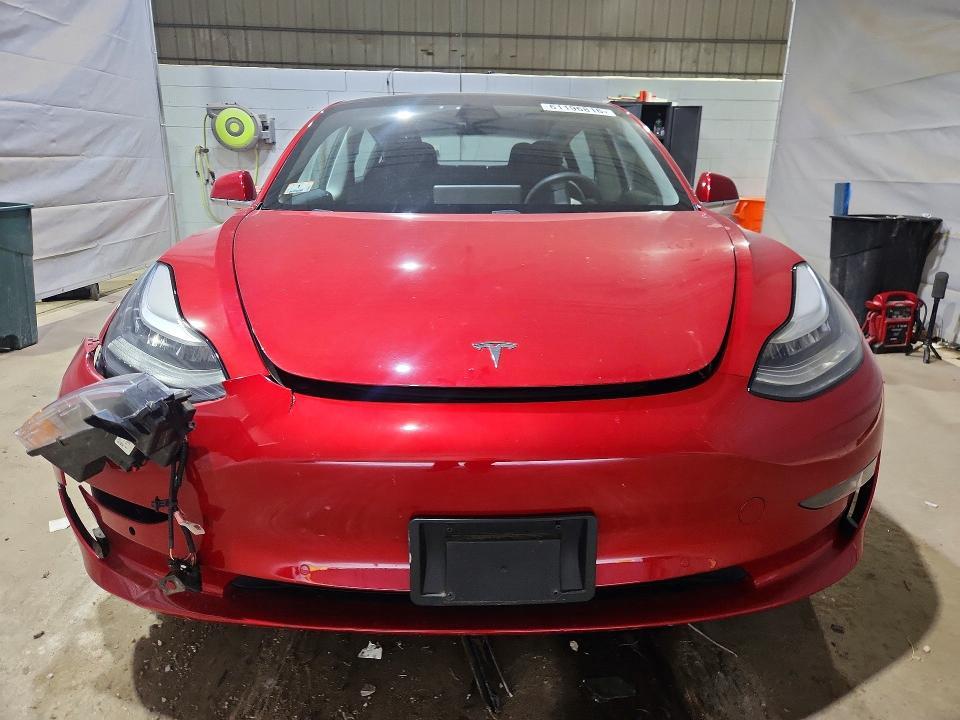 2020 TESLA MODEL 3 — Фото 5 из 12