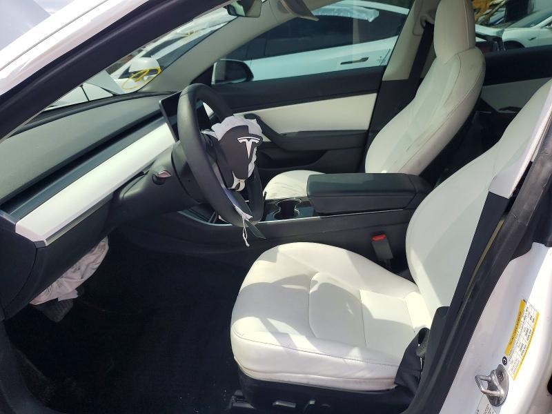2020 TESLA MODEL 3 — Фото 7 из 13