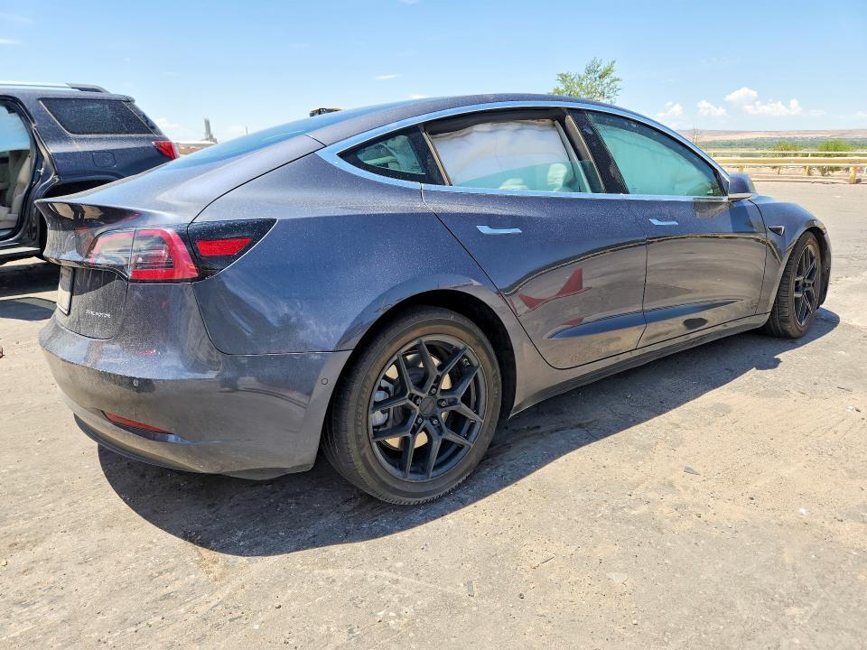 5YJ3E1EB2LF620238 2020 TESLA MODEL 3 photo no. 3