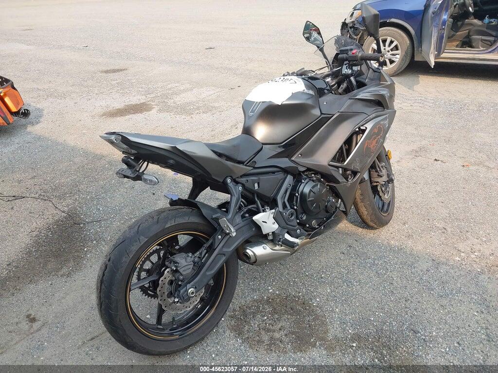 ML5EXER17PDA87373 2023 KAWASAKI EX650 photo no. 4