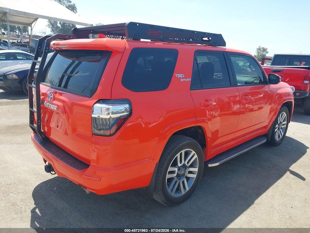 JTEAU5JR8R5305325 2024 TOYOTA 4RUNNER photo no. 4