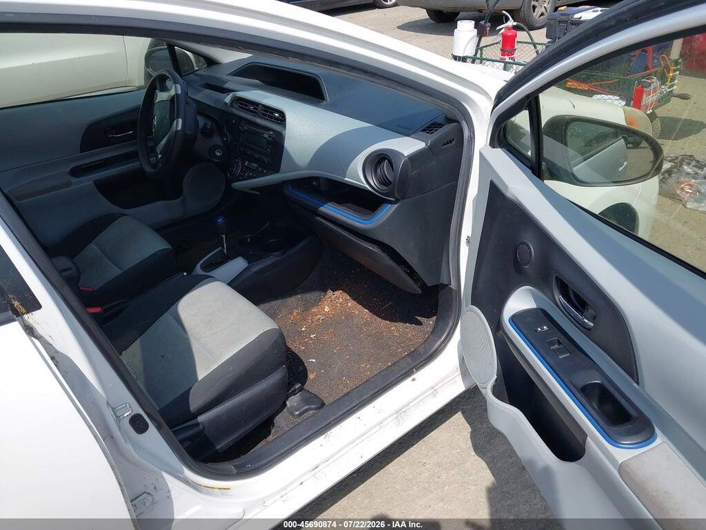 JTDKDTB32C1022604 2012 TOYOTA PRIUS C photo no. 5