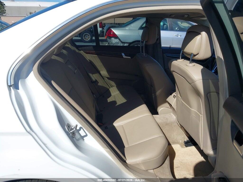 WDDGF4HB3DR282376 2013 MERCEDES-BENZ C 250 photo no. 8