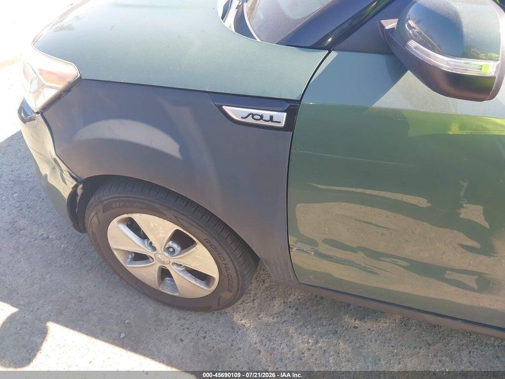 KNDJP3A58E7047853 2014 KIA SOUL photo no. 12