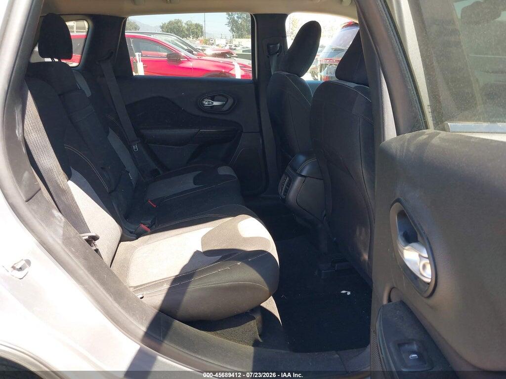 1C4PJLCB2EW123670 2014 JEEP CHEROKEE photo no. 8