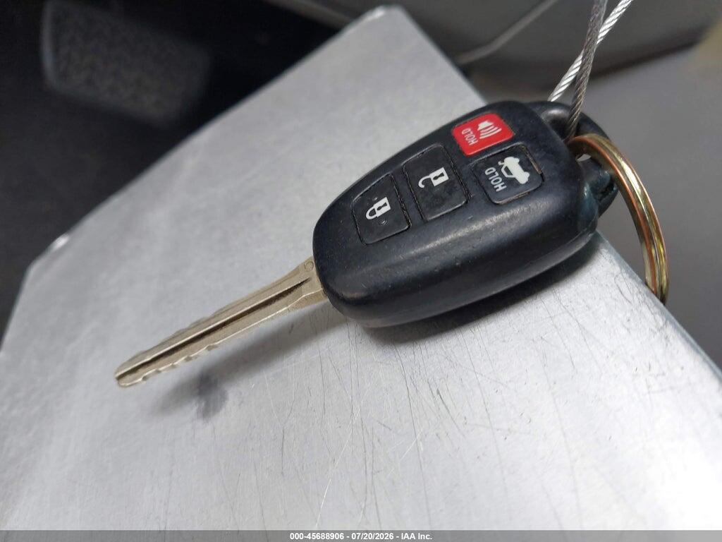 4T4BF1FKXCR192869 2012 TOYOTA CAMRY photo no. 11