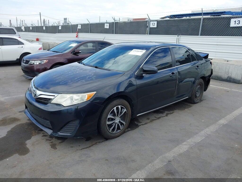 4T4BF1FKXCR192869 2012 TOYOTA CAMRY photo no. 2