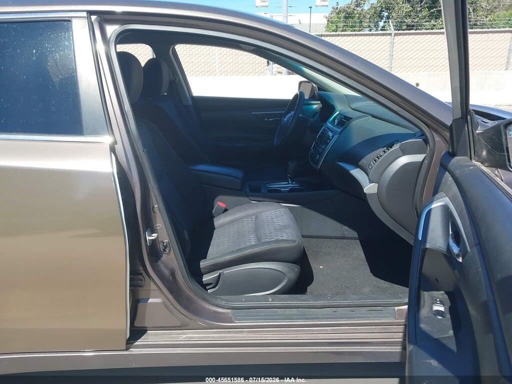 1N4AL3AP8GC130082 2016 NISSAN ALTIMA photo no. 5