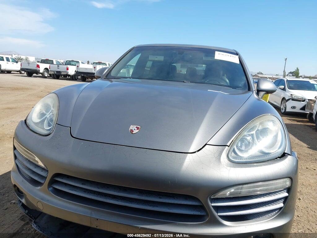 WP1AB2A23BLA44066 2011 PORSCHE CAYENNE photo no. 12