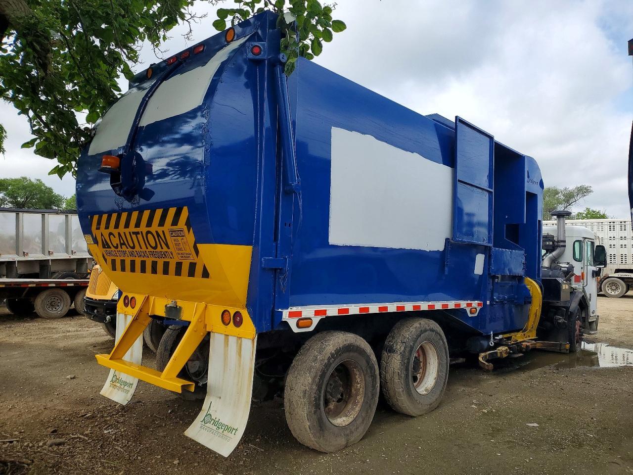 2019 PETERBILT 520 REFUSE TRUCK — Фото 4 из 10