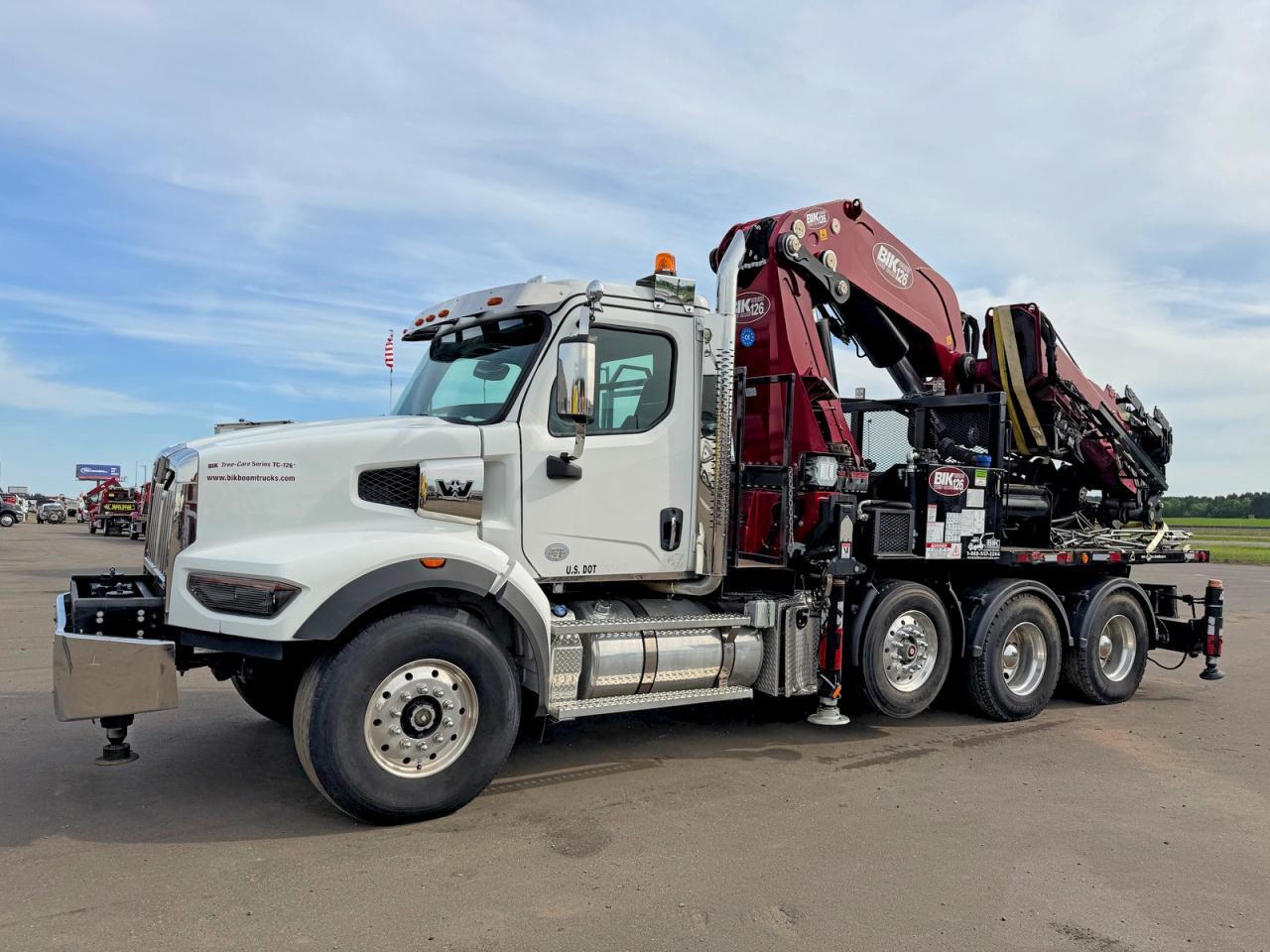 2022 Western Star 49X — Фото 2 из 10