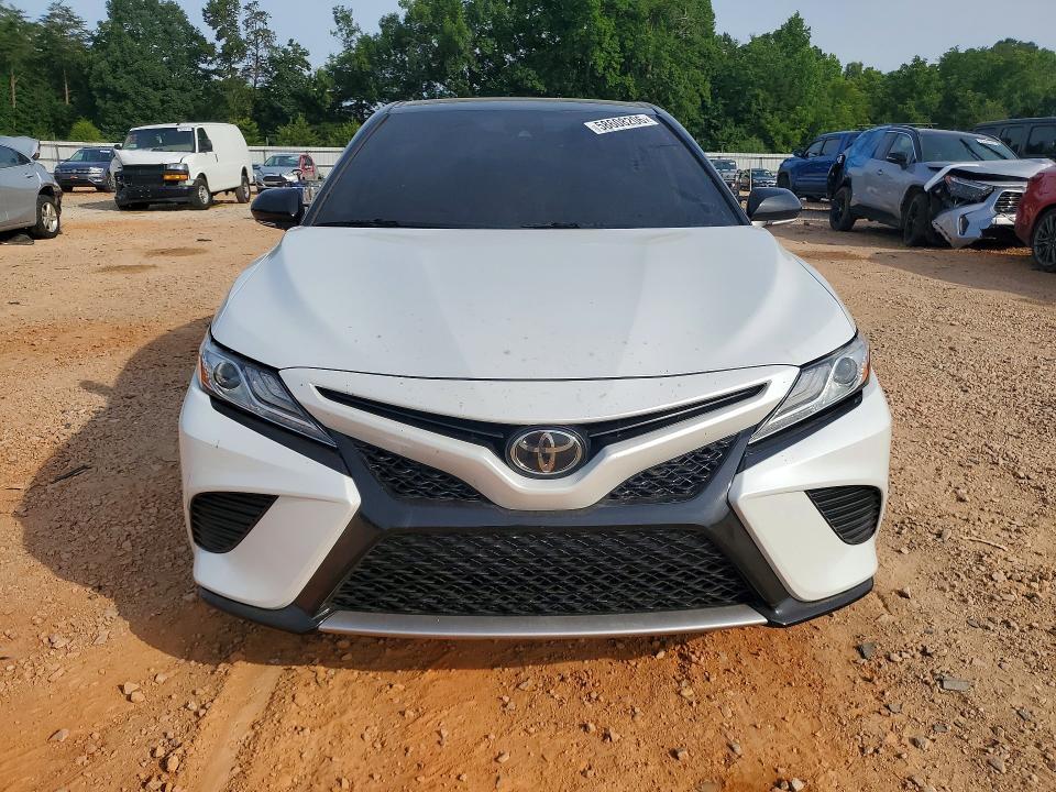2020 TOYOTA CAMRY XSE — Фото 5 из 12