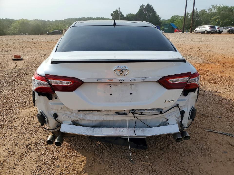 2020 TOYOTA CAMRY XSE — Фото 6 из 12