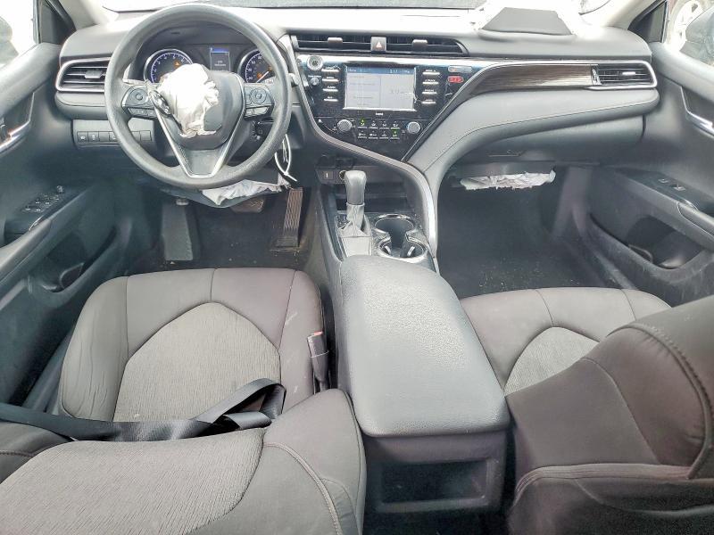 2020 TOYOTA CAMRY LE — Фото 8 из 12