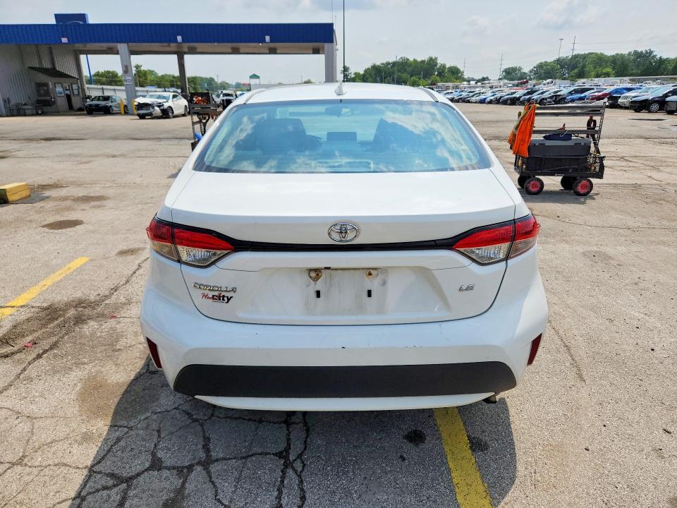 2020 TOYOTA COROLLA LE — Фото 6 из 12