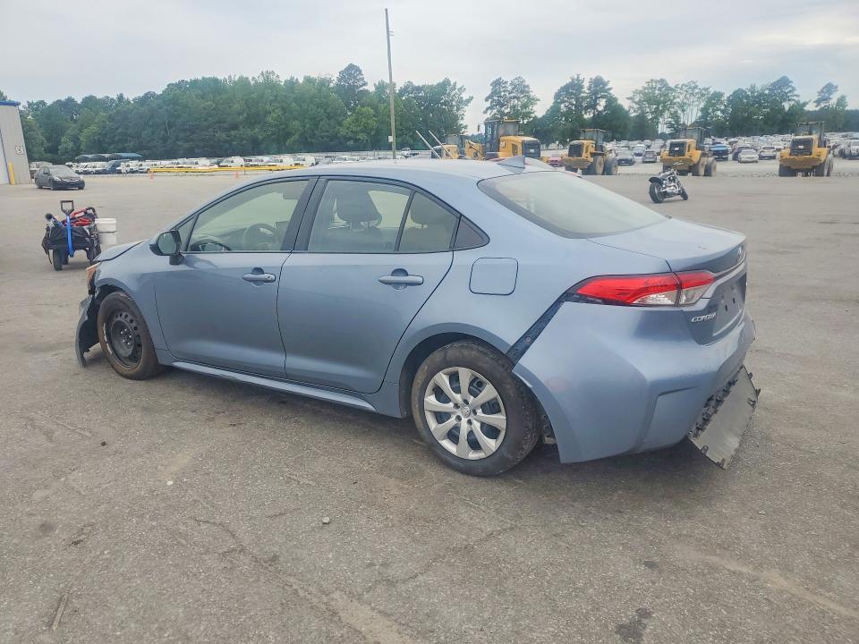 2020 TOYOTA COROLLA LE — Фото 2 из 12