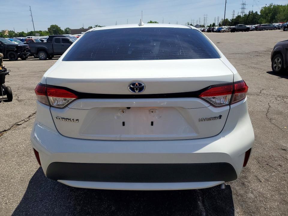 2020 TOYOTA COROLLA LE — Фото 6 из 12