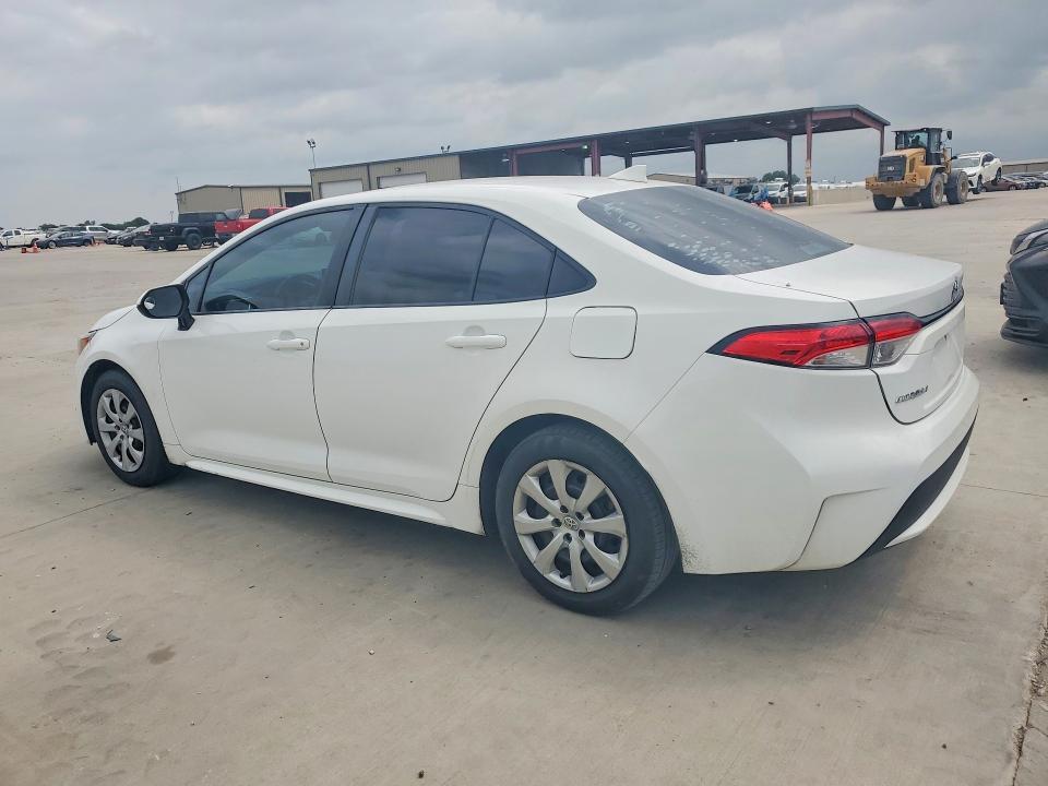2020 TOYOTA COROLLA LE — Фото 2 из 12