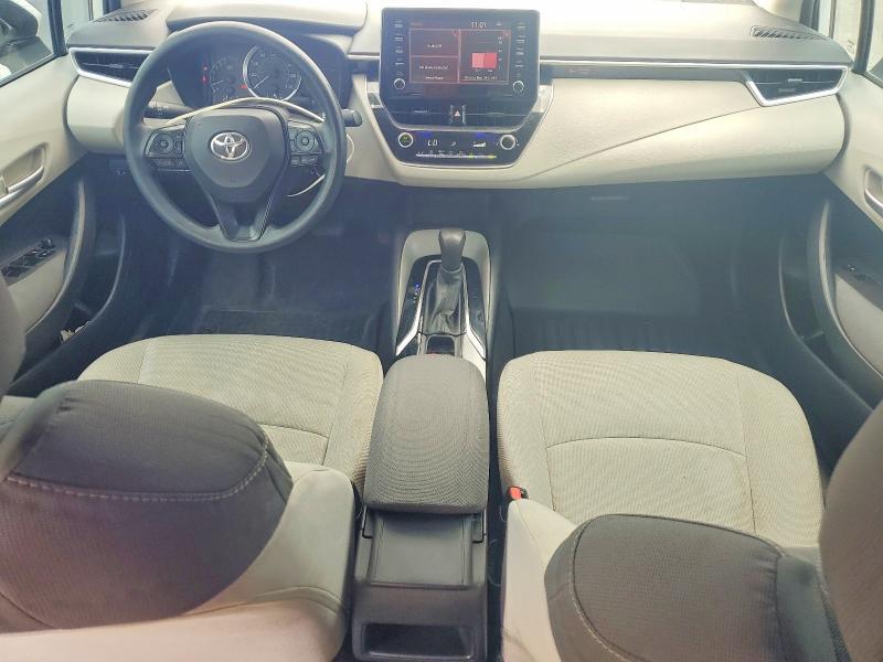 2020 TOYOTA COROLLA LE — Фото 8 из 12