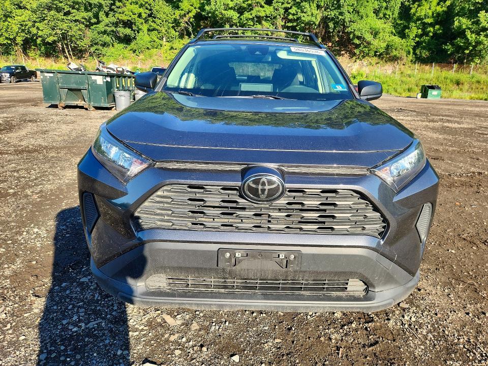 2020 TOYOTA RAV4 LE — Фото 5 из 13