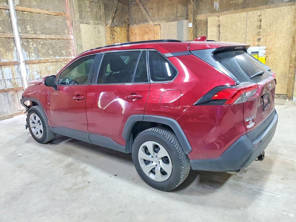 2020 TOYOTA RAV4 LE — Фото 2 из 13