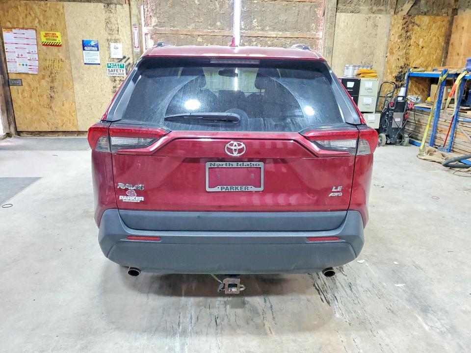 2020 TOYOTA RAV4 LE — Фото 6 из 13