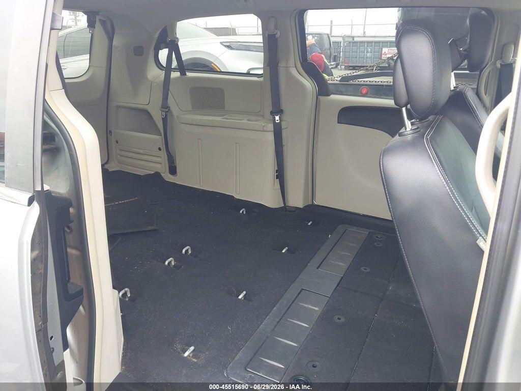 2C4RC1BG5FR582240 2015 CHRYSLER TOWN & COUNTRY photo no. 8