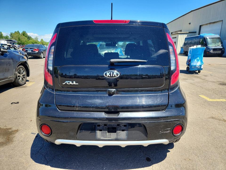2018 KIA SOUL + — Фото 6 из 12